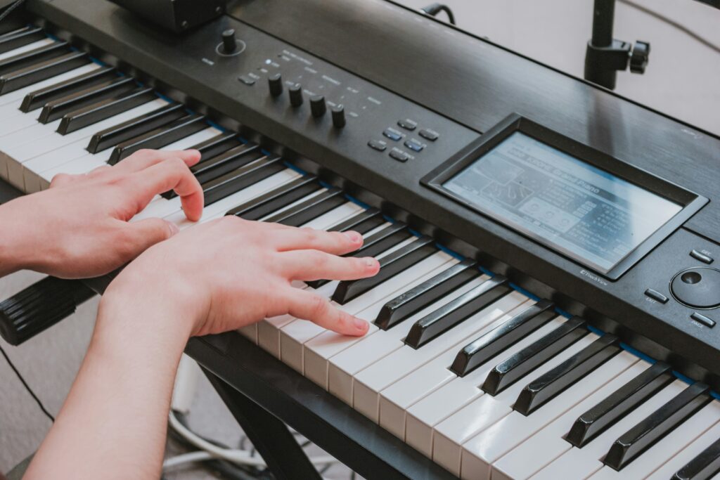 Nauka gry na keyboardzie